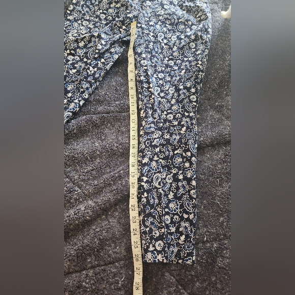 Gap Signature Ankle Pants - Picture 7 of 7